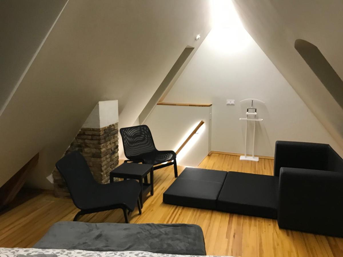 Appartement Doma Square Penthouse, In The Heart Of Old Town à Riga Extérieur photo